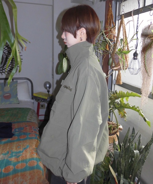 WudgeBoy（ワッジボーイ）の「mulch pocket nylon blouson（ナイロンジャケット・メンズ・ブラック/カーキ・MEDIUM/LARGE）」の5枚目の写真