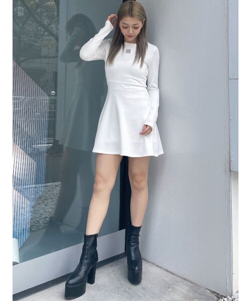 GYDA（ジェイダ）の「GYGYプレートタイトスウェットフレアワンピース（ワンピース・レディース・オフホワイト/ブラック・FREE）」の8枚目の写真