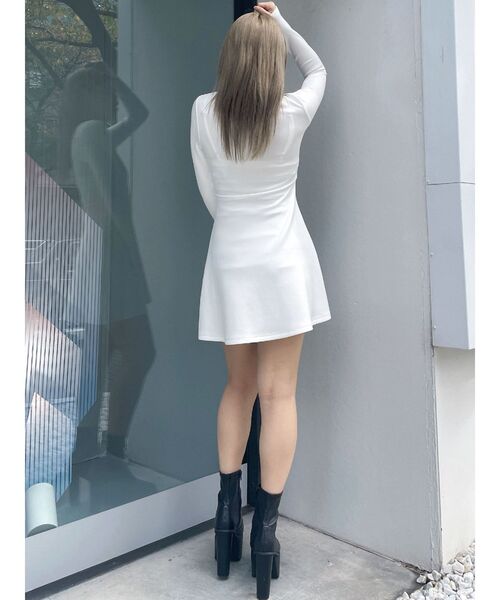 GYDA（ジェイダ）の「GYGYプレートタイトスウェットフレアワンピース（ワンピース・レディース・オフホワイト/ブラック・FREE）」の9枚目の写真