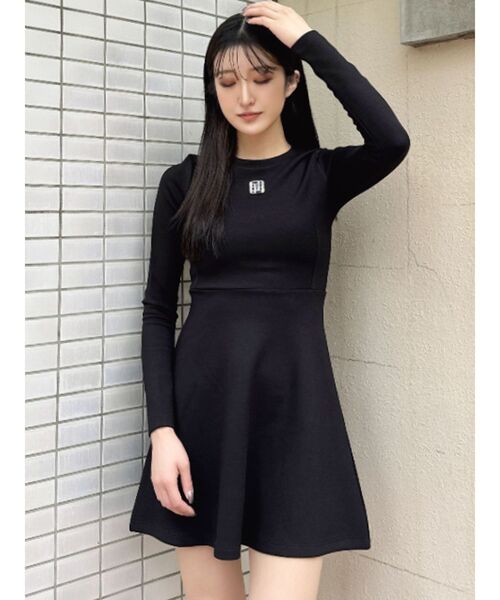 GYDA（ジェイダ）の「GYGYプレートタイトスウェットフレアワンピース（ワンピース・レディース・オフホワイト/ブラック・FREE）」の11枚目の写真