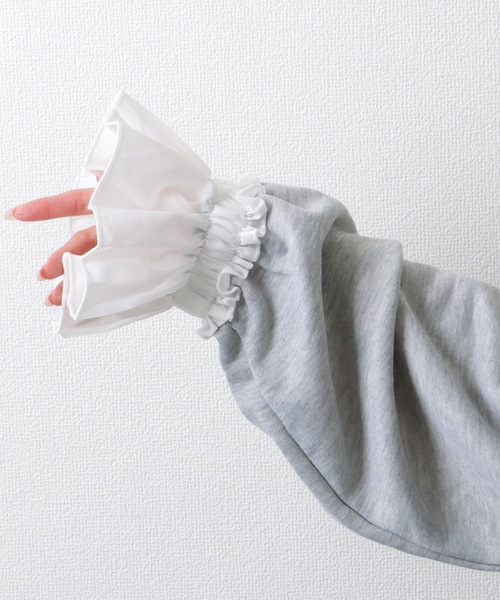 Lace Ladies（レースレディース）の「フリルカフス レトロ プルオーバー スウェット トップス（スウェット・レディース・グリーン/グレー・FREE）」の11枚目の写真
