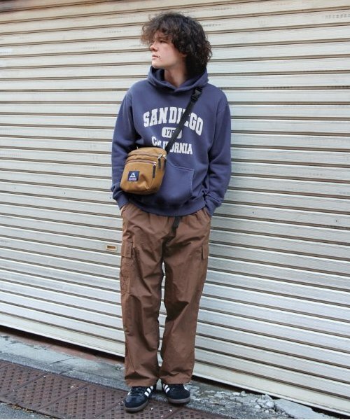 GLAZOS（グラソス）の「【大人向けサイズあり】【あったか】ナイロン起毛裏地付きカーゴパンツ（カーゴパンツ・キッズ・ブラック/ブラウン/チャコールグレー・LL/S/M/L）」の15枚目の写真