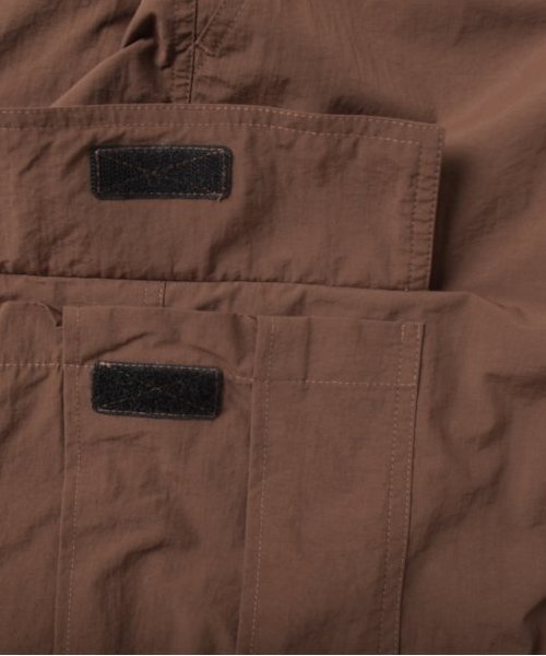 GLAZOS（グラソス）の「【大人向けサイズあり】【あったか】ナイロン起毛裏地付きカーゴパンツ（カーゴパンツ・キッズ・ブラック/ブラウン/チャコールグレー・LL/S/M/L）」の7枚目の写真