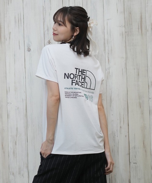 THE NORTH FACE(ザノースフェイス)の「THE NORTH FACE/ザ・ノース・フェイス Tシャツ/カットソー/半袖ティシャツ バックプリント NTW32585(Tシャツ/カットソー・レディース・ブルー/ホワイト/ブラック/オレンジ・XL/L/M/S)」の2枚目の写真