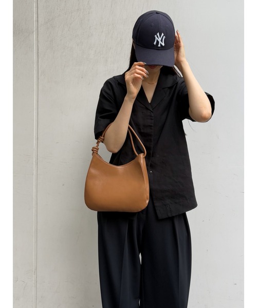 gemeil（ジェムイル）の「ダブルノットワンショルダーバッグ(PT-210)（ショルダーバッグ・レディース・ブラック/グレイッシュベージュ/キャメル/ブルー・FREE）」の11枚目の写真