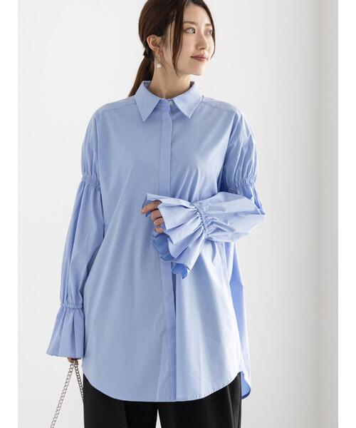 Te chichi（テチチ）の「プリーツフレアカフスロングシャツ（シャツ/ブラウス・レディース・サックスブルー/オフホワイト・F）」の3枚目の写真