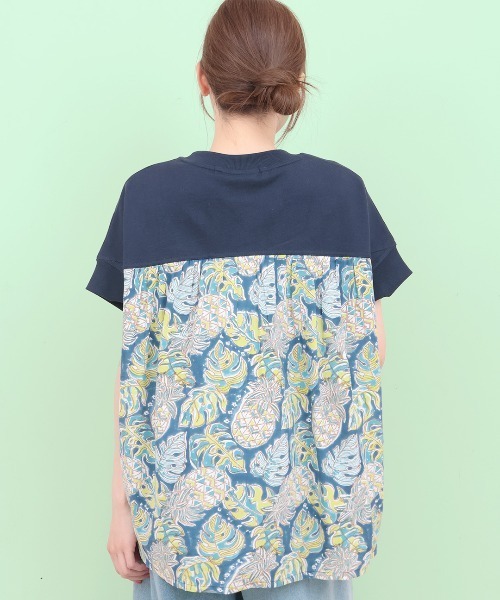チチカカ(チチカカ)の「Rico エコフレンドリーダイ パインモンステラブロックプリントプルオーバー(Tシャツ/カットソー・レディース・ネイビー/オフホワイト・FREE)」の1枚目の写真