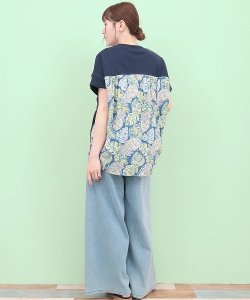 チチカカ(チチカカ)の「Rico エコフレンドリーダイ パインモンステラブロックプリントプルオーバー(Tシャツ/カットソー・レディース・ネイビー/オフホワイト・FREE)」の5枚目の写真
