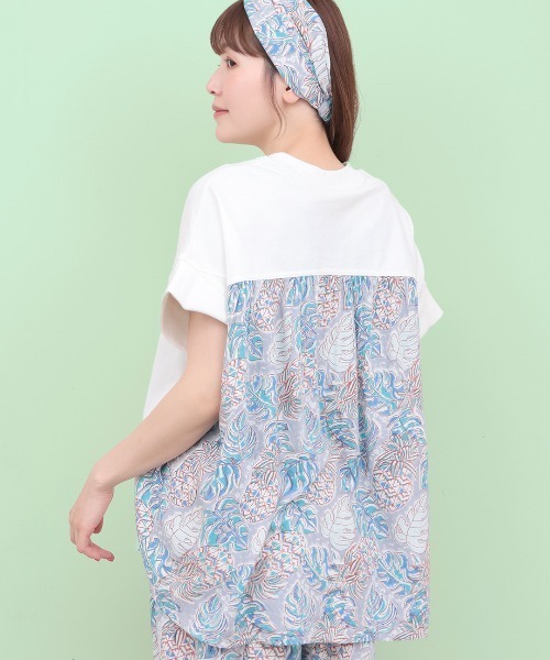 チチカカ(チチカカ)の「Rico エコフレンドリーダイ パインモンステラブロックプリントプルオーバー(Tシャツ/カットソー・レディース・ネイビー/オフホワイト・FREE)」の4枚目の写真