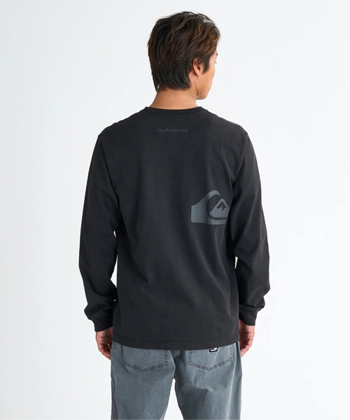 Quiksilver(クイックシルバー)の「MW LOGO LT /クイックシルバーバックロゴプリント長袖ロンT(Tシャツ/カットソー・メンズ・ホワイト/ブラック・MEDIUM/LARGE/X-LARGE/SMALL)」の2枚目の写真