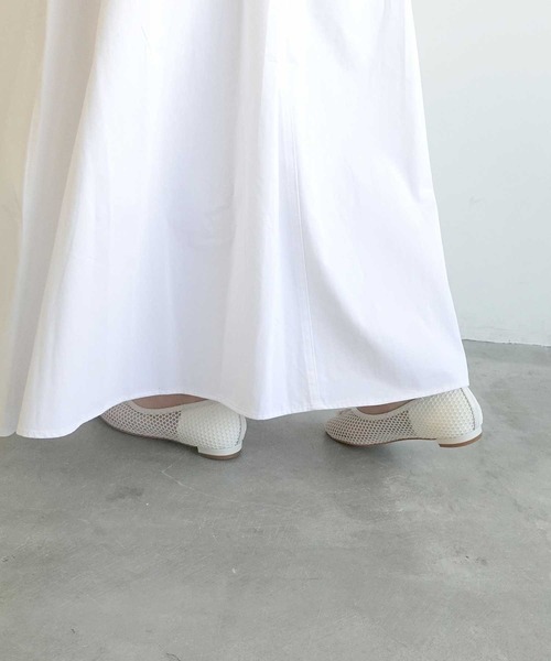 Daniella&GEMMA(ダニエラアンドジェマ)の「甲浅メッシュラウンドバレエシューズ(バレエシューズ・レディース・ホワイト/ブラック・36/37/38/39)」の16枚目の写真