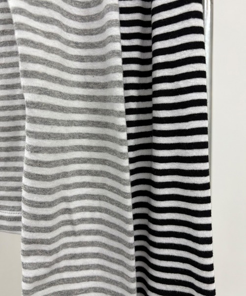 ISOOK（アイスー）の「【ISOOK / アイスー】オフショルボーダーカットソー / 2way 長袖 Tシャツ ボートネック ロングスリーブ ロンT タイト 細ボーダー 白 黒 グレー ホワイト ブラック ZOZOTOWN限定（Tシャツ/カットソー・レディース・ライトグレー/ブラック・FREE）」の4枚目の写真