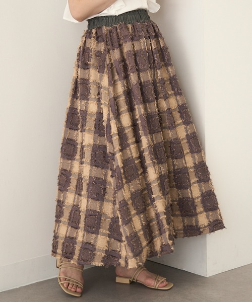 MAGASIN DE MODE Chou Chou(マガジンデモードシュシュ)の「【MAGASIN DE MODE Chou Chou】フリンジブロックチェックスカート trc※(スカート・レディース・ブラック/ベージュ/パープル・FREE)」の3枚目の写真