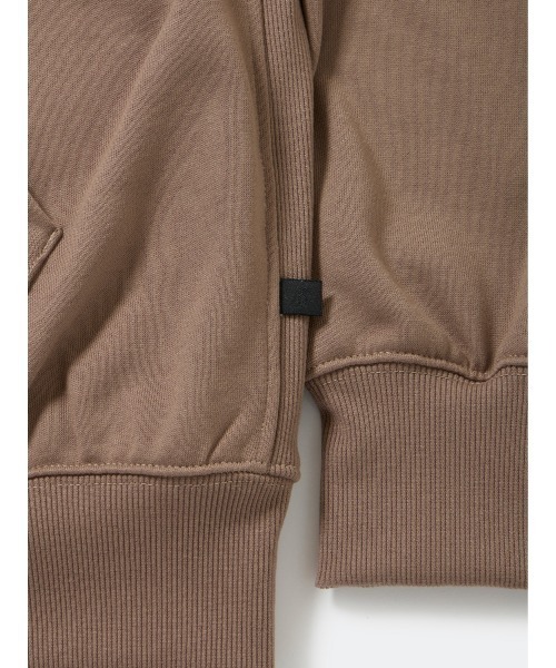 DAIWA PIER39（ダイワピア39）の「DAIWA PIER39 TECH SWEAT FREEDOM ZIP PARKA BE-52025（パーカー・メンズ・ブラック/グレー/カーキ・SMALL/MEDIUM/LARGE/X-LARGE）」の6枚目の写真