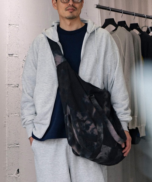 DAIWA PIER39 TECH SWEAT FREEDOM ZIP PARKA BE-52025（パーカー