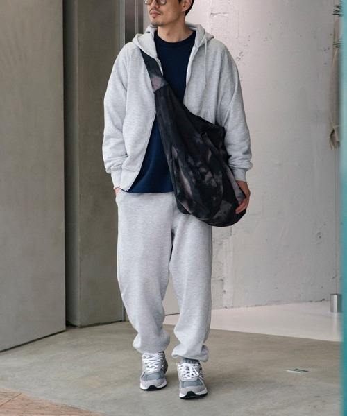 DAIWA PIER39 TECH SWEAT FREEDOM ZIP PARKA BE-52025（パーカー