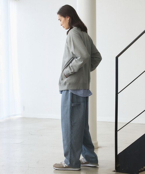 J.PRESS YORK STREET(ジェイプレスヨークストリート)の「【UNISEX】ラガータイプラグラン 裏毛トレーナー(ポロシャツ・メンズ・ピンク系/ホワイト系/ライトグレー系/ネイビー系/イエロー系・LARGE/MEDIUM/SMALL)」の15枚目の写真