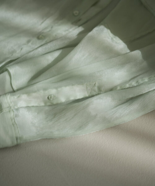 Kastane（カスタネ）の「【S.Lサイズ】オーガンジークレープシャツ（シャツ/ブラウス・レディース・ミント/アイボリー/ピンク・SMALL/LARGE）」の14枚目の写真