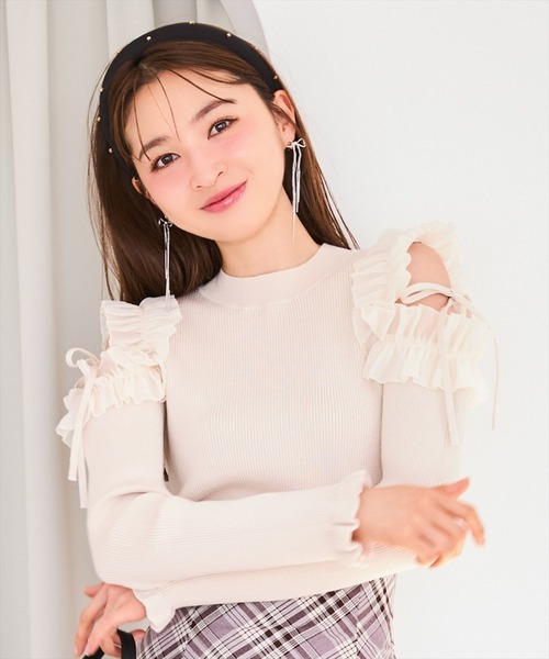 WILLSELECTION（ウィルセレクション）の「フリルショルダーリブニット（ニット/セーター・レディース・ライトベージュ/ブラック/ピンク・FREE）」の2枚目の写真