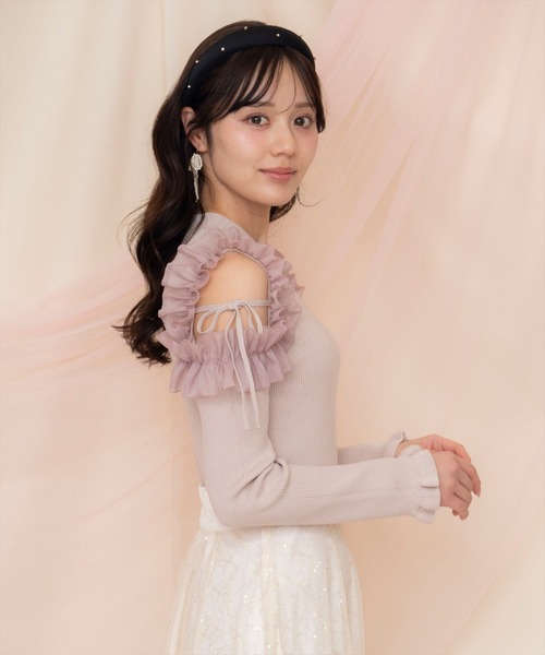 WILLSELECTION（ウィルセレクション）の「フリルショルダーリブニット（ニット/セーター・レディース・ライトベージュ/ブラック/ピンク・FREE）」の11枚目の写真