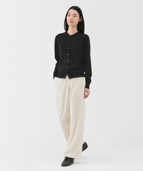 無印良品(ムジルシリョウヒン)の「婦人 UVカット強撚コットンクルーネックカーディガン(カーディガン/ボレロ・レディース・オフホワイト/ブラック/アイボリー/ピンク/ダークグレー/ネイビー/レンガ・S/M/L/XL)」の21枚目の写真