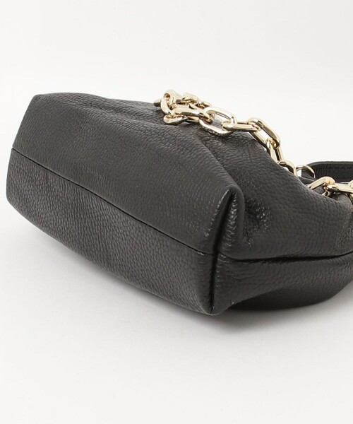 AULENTTI（オウレンティ）の「【AULENTTI/オーレンティ】チェーンギャザーレザーショルダーバッグ（ショルダーバッグ・レディース・ブラック/シルバー・FREE）」の16枚目の写真