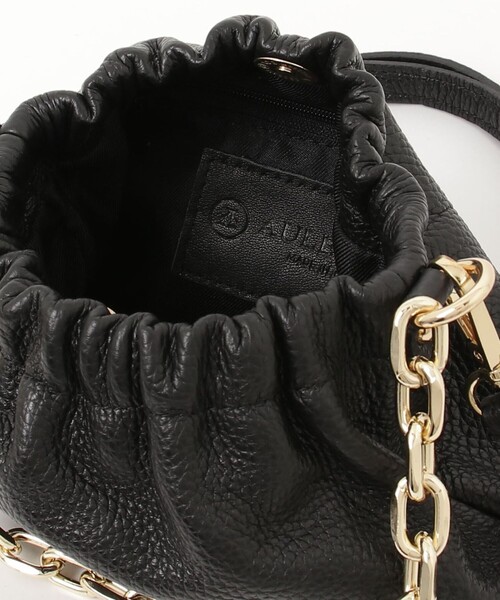 AULENTTI（オウレンティ）の「【AULENTTI/オーレンティ】チェーンギャザーレザーショルダーバッグ（ショルダーバッグ・レディース・ブラック/シルバー・FREE）」の17枚目の写真