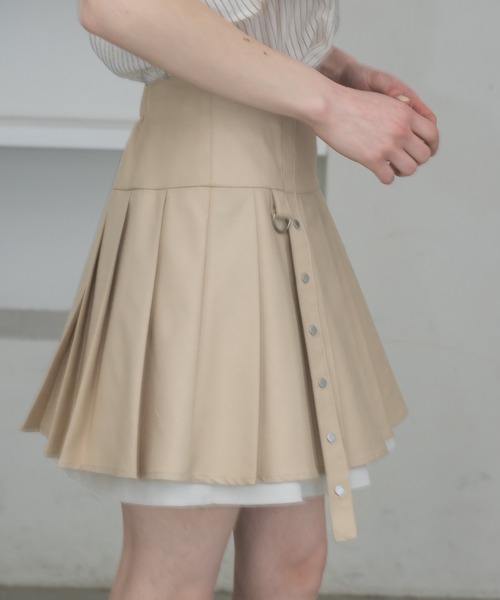 idem（イデム）の「layered pleats mini skirt／レイヤードプリーツミニスカート（スカート・レディース・グレー/ライトベージュ・FREE）」の7枚目の写真