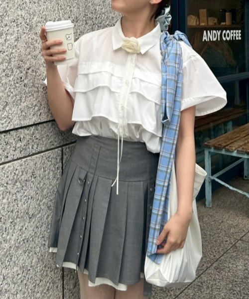 idem（イデム）の「layered pleats mini skirt／レイヤードプリーツミニスカート（スカート・レディース・グレー/ライトベージュ・FREE）」の22枚目の写真