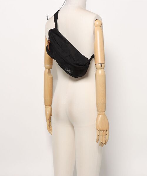 GREGORY（グレゴリー）の「【GREGORY/グレゴリー】スタンダードウエストパック ブラック（ボディバッグ/ウエストポーチ・メンズ・ブラック・FREE）」の2枚目の写真