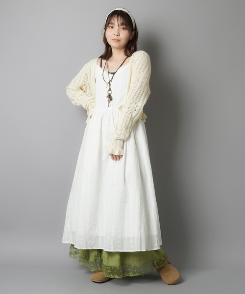 SPINNS(スピンズ)の「ガーリー×レトロの新定番☆クロシェ編みカーディガン(カーディガン/ボレロ・レディース・アイボリー/カーキ/ブラウン/ベージュ/レッド・ONESIZE)」の21枚目の写真