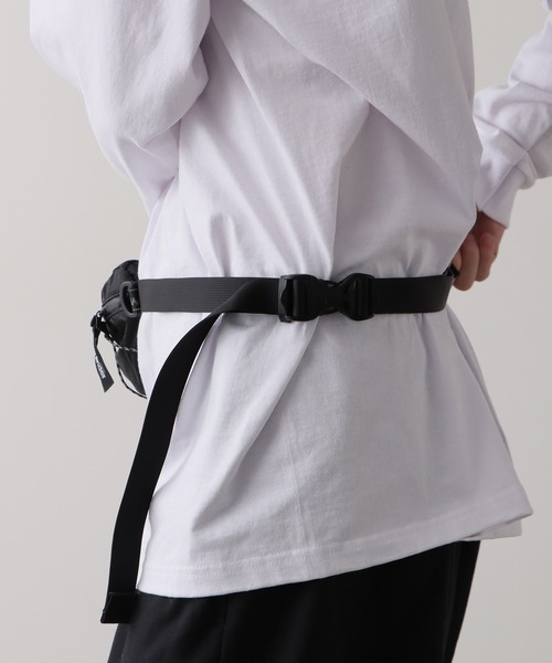 and wander（アンドワンダー）の「【入庫禁止】and wander/アンドワンダー Sil Waist Bag ウエストバッグ（ボディバッグ/ウエストポーチ・メンズ・ブラック・FREE）」の16枚目の写真