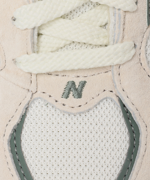 Spick & Span(スピックアンドスパン)の「NEW BALANCE / ニューバランス 90/60(スニーカー・レディース・アイボリー・23cm/23.5cm/24cm/24.5cm/25cm)」の11枚目の写真