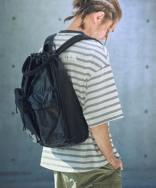 ADAM PATEK(アダムパテック)の「ADAMPATEK/double pockets drawstring backpack/ダブルポケットバックパック(AP2519035)(バックパック/リュック・レディース・ブラック/グレー・FREE)」の5枚目の写真