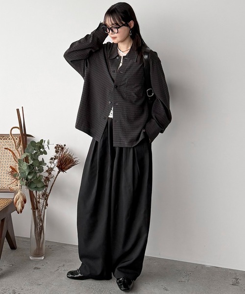 WYM LIDNM(ウィム バイ リドム)の「RAYON JACQUARD CROPPED SHIRT(シャツ/ブラウス・メンズ・ダークグリーン/ライトグレー/ダークブラウン/チャコール・S/L/M)」の8枚目の写真