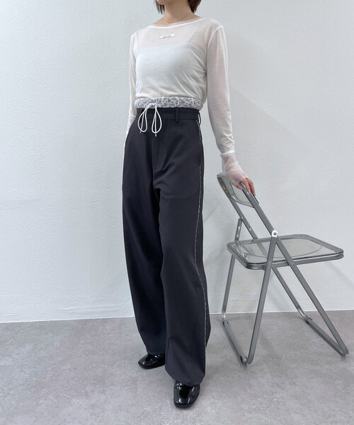 mline（エムライン）の「[mline]レースレイヤードスラックスパンツ（その他パンツ・レディース・チャコールグレー/ベージュ/ブラック・1/2）」の2枚目の写真