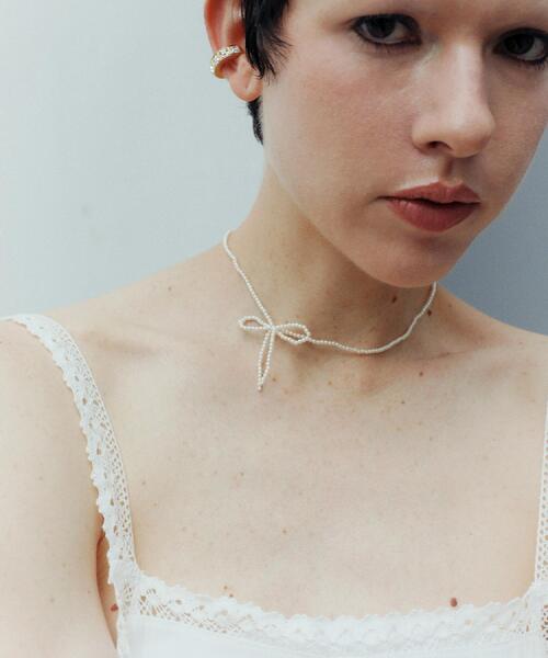 DRESSTERIOR（ドレステリア）の「PROVOKES（プロヴォーク）パール調リボンチョーカー（ネックレス・レディース・オフホワイト・00）」の4枚目の写真