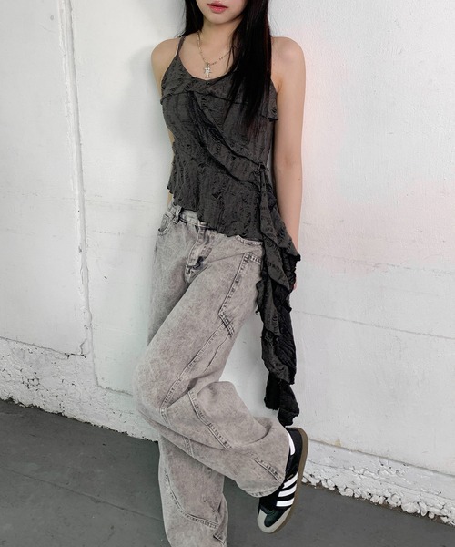 lilful(リルフル)の「立体切り替えデザイン ケミカルウォッシュ加工 ワイドバレルレッグデニム(デニムパンツ・レディース・グレー・S/M/L)」の18枚目の写真