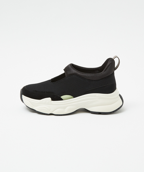 Au BANNISTER（オゥバニスター）の「メリージェーンスニーカー（スニーカー・レディース・シルバー/ブラック/ホワイト・22.5/23/23.5/24/24.5）」の8枚目の写真