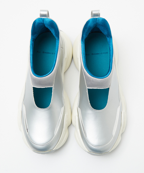 Au BANNISTER（オゥバニスター）の「メリージェーンスニーカー（スニーカー・レディース・シルバー/ブラック/ホワイト・22.5/23/23.5/24/24.5）」の12枚目の写真