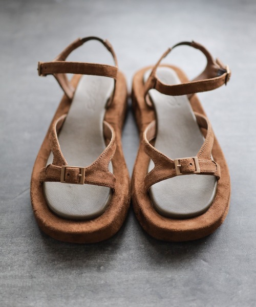 SESTO（セスト）の「厚底バックルサンダル（サンダル・レディース・ブラウン/ブラック・S/M/L/LL/3L）」の2枚目の写真