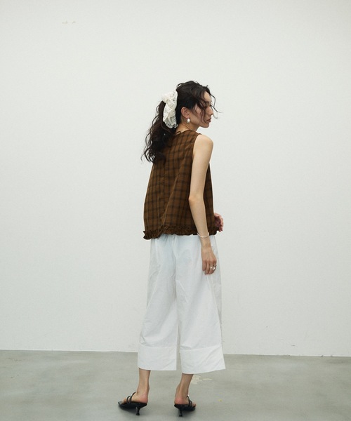 Lutim by u（ルチバイユー）の「Tulle double frill scrunchie / チュールダブルフリルシュシュ（シュシュ・レディース・ホワイト/ブラック・FREE）」の12枚目の写真