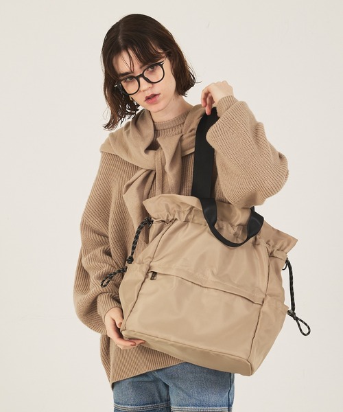 soeur（スール）の「【再入荷/新色追加】SOUER/3WAYリュックトート/A4サイズ対応/ナップサック/トートバッグ（バックパック/リュック・レディース・グレー/ブラック/ベージュ・フリー）」の7枚目の写真