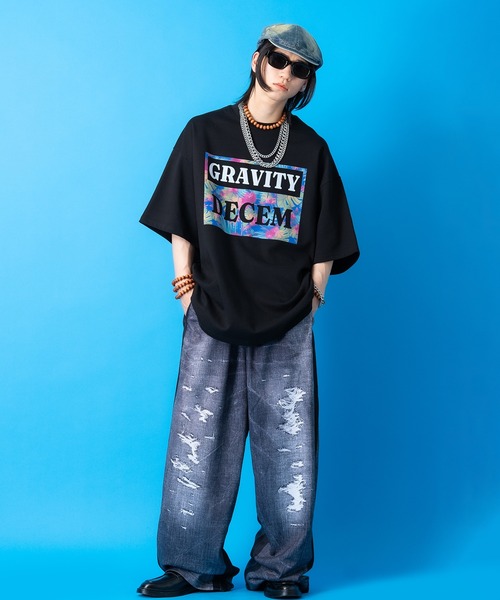 a.p.o.v.(エーピーオービー)の「a.p.o.v. フラワーミックスビッグボックスロゴプリントオーバーサイズTシャツ(Tシャツ/カットソー・メンズ・ホワイト/ブラック/オレンジ・ONESIZE)」の9枚目の写真