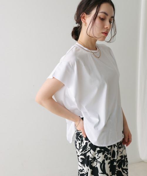 Bou Jeloud(ブージュルード)の「衿ラインプルオーバー(Tシャツ/カットソー・レディース・キャメル/オフホワイト/ブルー/ブラック・FREE)」の10枚目の写真