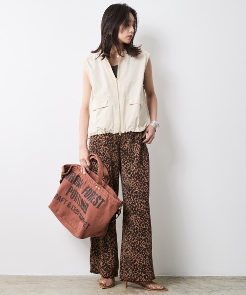 CHIC STYLE（シックスタイル）の「ジップアップブラウス＜大きいサイズ有＞シックスタイル（シャツ/ブラウス・レディース・クリーム/ブラック・L/M/5L/4L/3L/LL）」の6枚目の写真