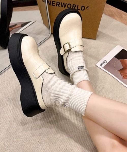 Teem Store(チームストア)の「厚底ベルトデザインサボサンダル(サンダル・レディース・アイボリー/ブラック・M/L)」の1枚目の写真