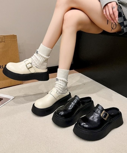 Teem Store(チームストア)の「厚底ベルトデザインサボサンダル(サンダル・レディース・アイボリー/ブラック・M/L)」の3枚目の写真