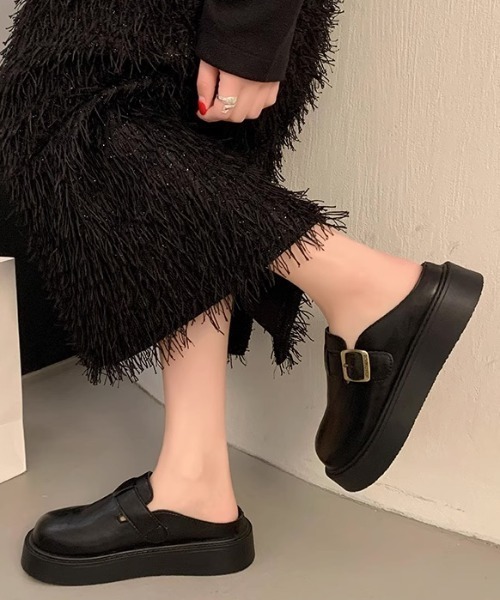 Teem Store(チームストア)の「厚底ベルトデザインサボサンダル(サンダル・レディース・アイボリー/ブラック・M/L)」の10枚目の写真