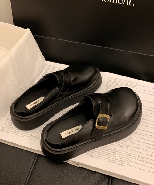 Teem Store(チームストア)の「厚底ベルトデザインサボサンダル(サンダル・レディース・アイボリー/ブラック・M/L)」の17枚目の写真